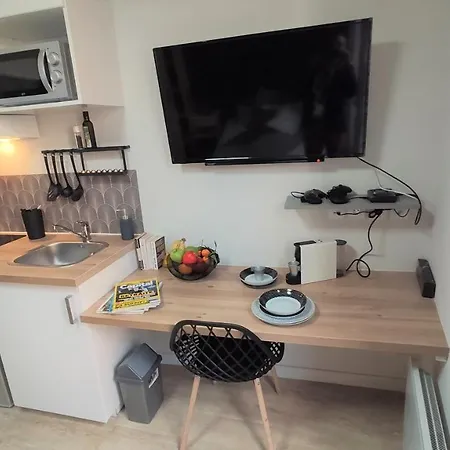 Apartment Home&work 201 - Hypercentre - Fibre Et Parking A Proximite Niort