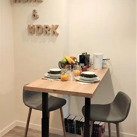 Apartment Home&work 201 - Hypercentre - Fibre Et Parking A Proximite Niort